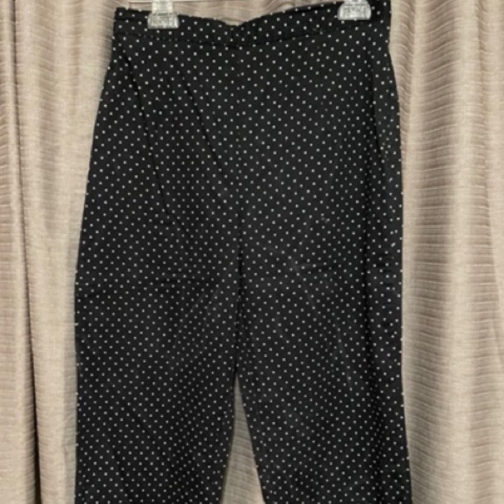Bill Blass Size 6 Cropped Black and White Polka Dot Pants